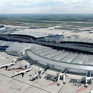 ADP Terminal T2B Roissy / Paris